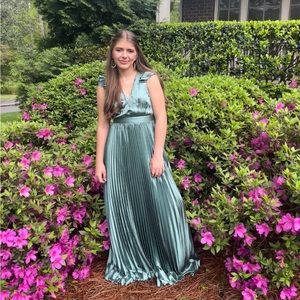 Meet your Posher, Cecilia